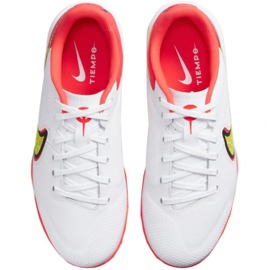 Buty piłkarskie Nike Tiempo Legend 9 Academy Tf Jr DA1328 176 białe białe 1