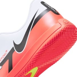 Buty piłkarskie Nike Phantom GT2 Club Ic Jr DC0825 167 wielokolorowe pomarańcze i czerwienie 4