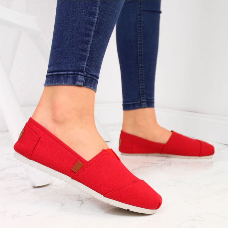 Tenisówki slip on tomsy News W EVE275C czerwone 2