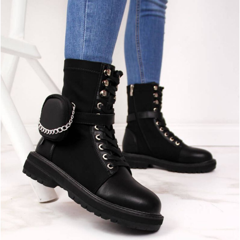 Botki skórzane z kieszonką Goe W II2N4024 czarne 2