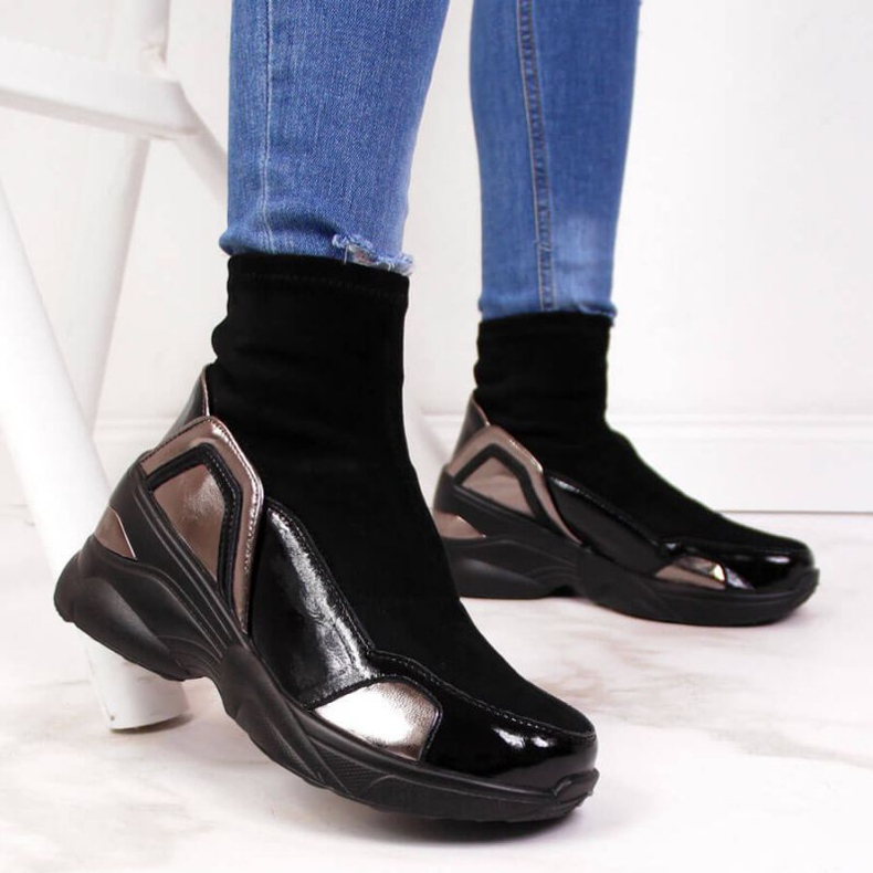 Buty na koturnie T.Sokolski W SCA140 czarne 2