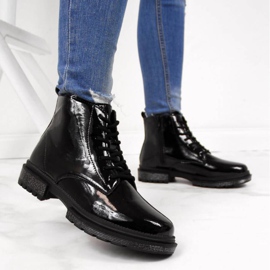 Botki skórzane lakierowane Filippo W PAW278B czarne beżowy białe 2