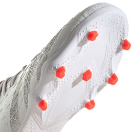 Buty piłkarskie adidas Predator Freak.3 Fg Jr FY6280 biały, biały, szary/srebrny białe 5