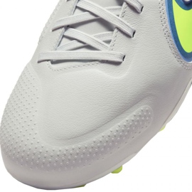 Buty piłkarskie Nike Tiempo Legend 9 Academy FG/MG Jr DA1333 075 białe białe 2