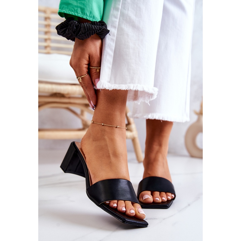 FJ1 Skórzane Klapki Na Obcasie Czarne Netty 2