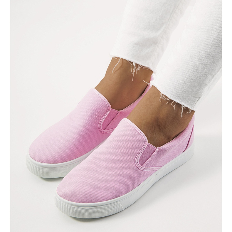 Różowe tenisówki Minnie 1