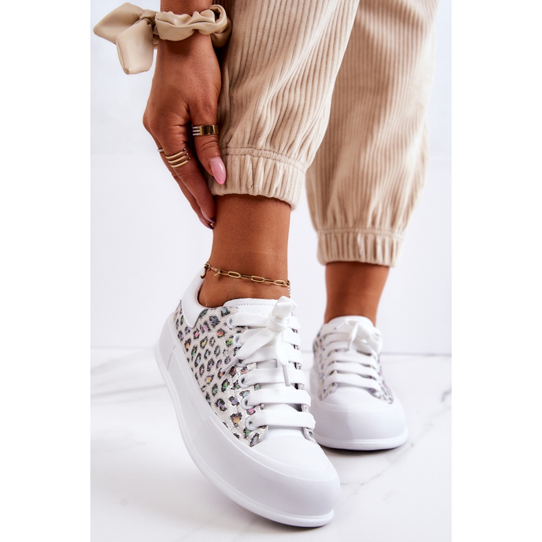 Damskie Trampki Na Platformie GOE JJ2N4075 Białe 1