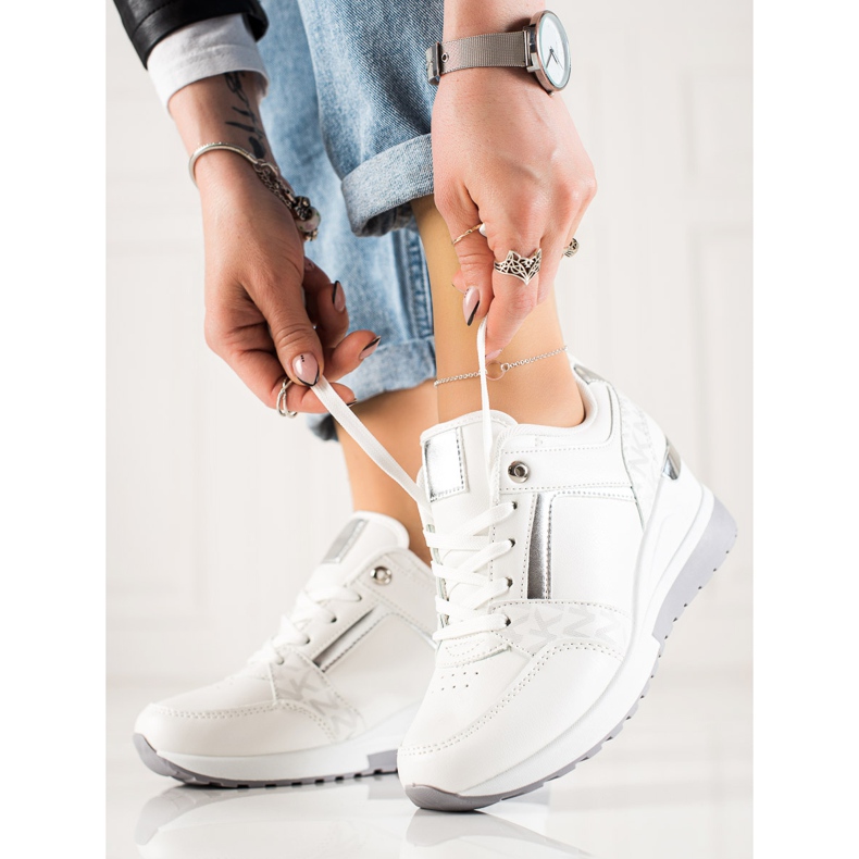 TRENDI Stylowe Sneakersy Na Koturnie białe 1