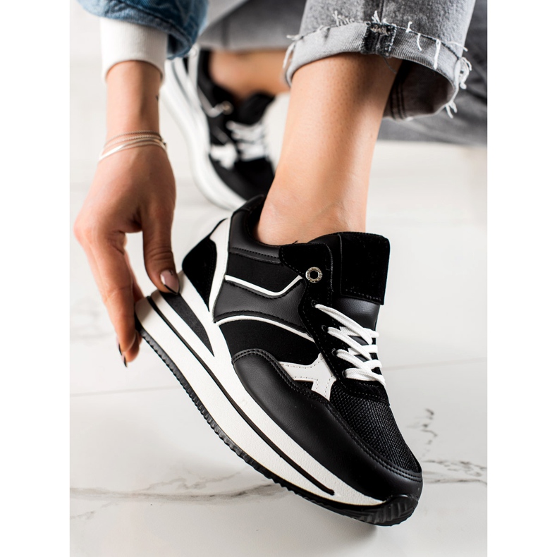 TRENDI Czarne Sneakresy Na Platformie 1