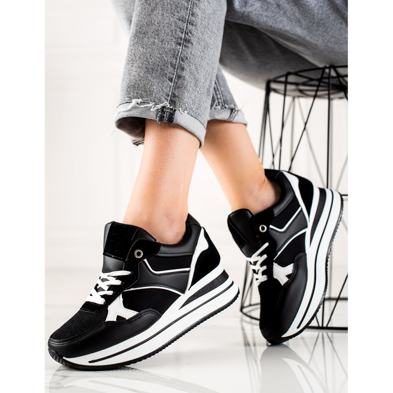 TRENDI Czarne Sneakresy Na Platformie 2