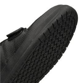 Buty Nike Pico 5 Psv Jr AR4161-001 czarne 5