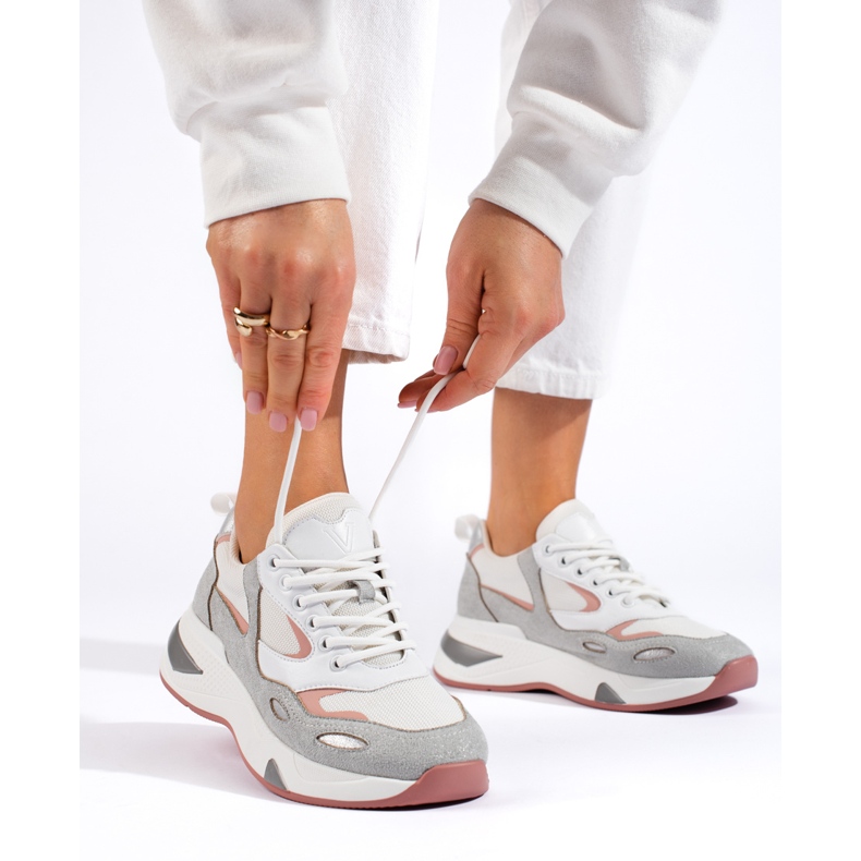 Sneakersy VINCEZA białe 1