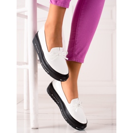 Lekkie Półbuty Mokasyny Na Platformie VINCEZA białe 2
