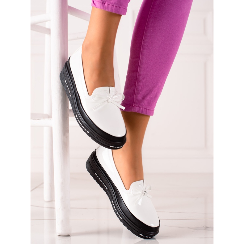 Lekkie Półbuty Mokasyny Na Platformie VINCEZA białe 2