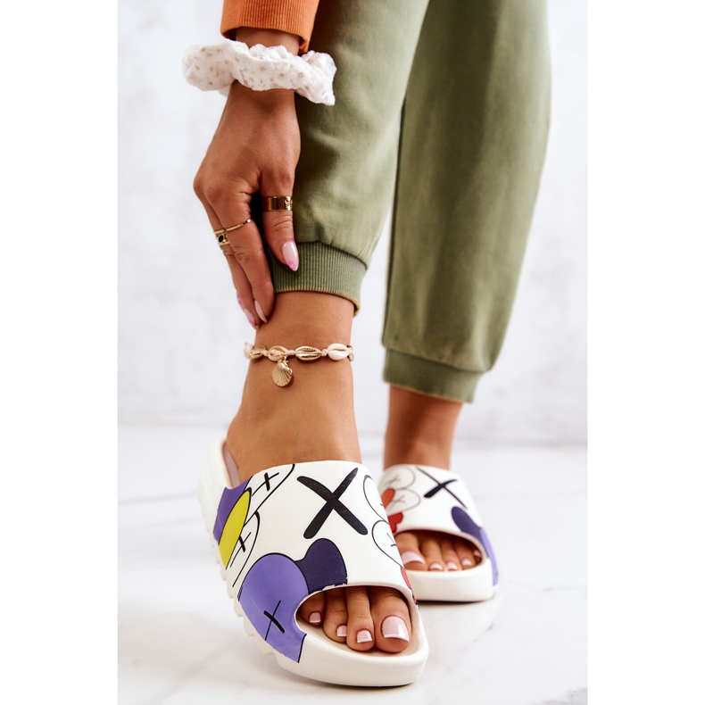 Gumowe Klapki Z Nadrukiem Białe Monsters 1