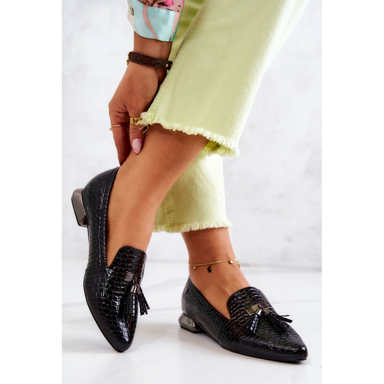 Vinceza Lakierowane Mokasyny Wzór Krokodyl Z Frędzlami Czarne Pharell 2