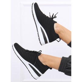 Buty skarpetkowe na koturnie Binita Black czarne 1