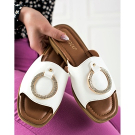 W. Potocki Białe Klapki Z Ozdobą Potocki 1