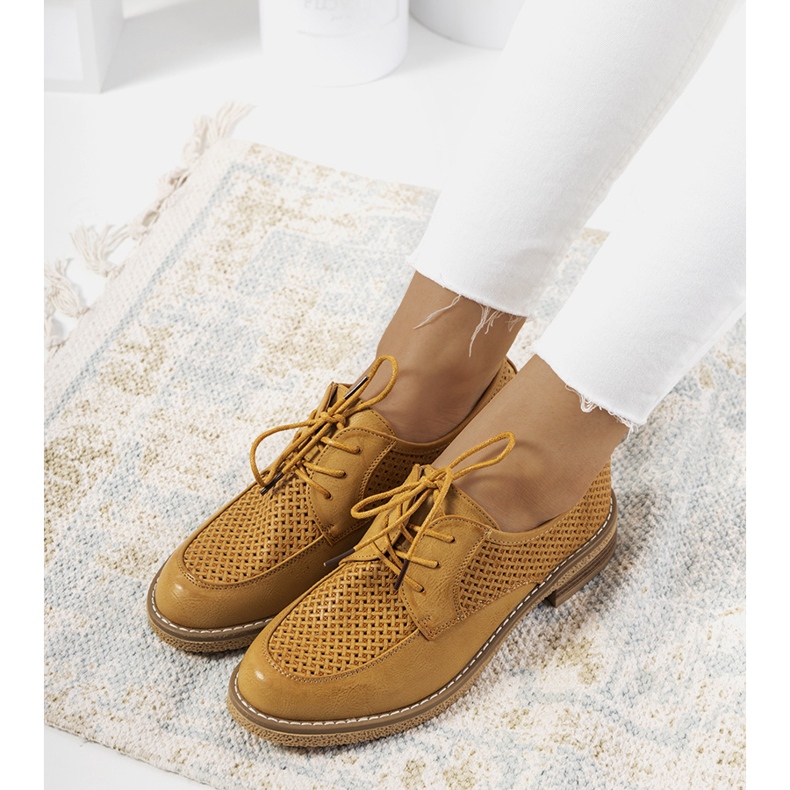 Brązowe oksfordki ażurowe Edda 1