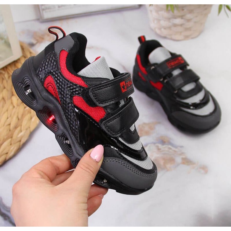 Buty świecąca podeszwa News Jr EVE348 czarne 1