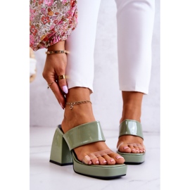 FM1 Lakierowane Klapki Na Słupku Zielone Seattle 2