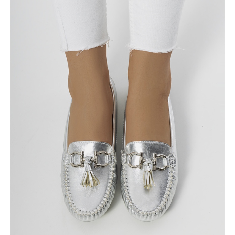 Srebrne mokasyny damskie Tayla srebrny 1