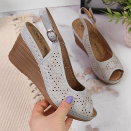 Netex Sandały na koturnie eVento W EVE349C szare 1