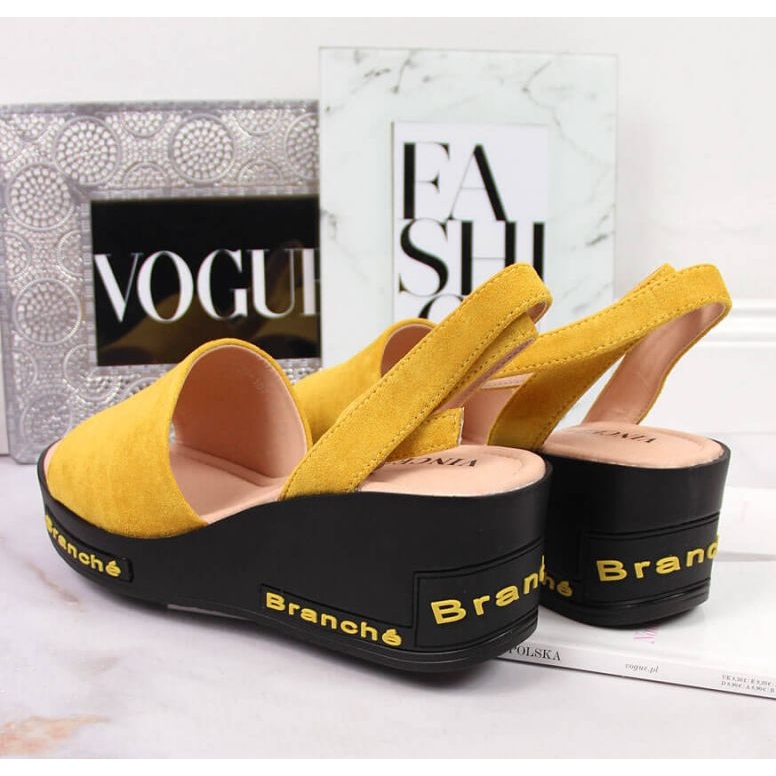 Sandały na koturnie Vinceza W JAN108B żółte 2