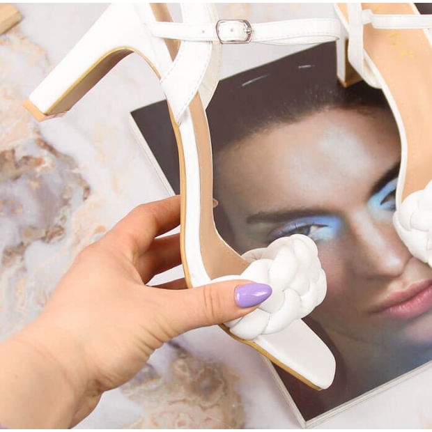 Sandały na obcasie Vinceza W JAN114B białe 1