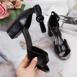 Sandały na słupku Vinceza W JAN96A czarne 1