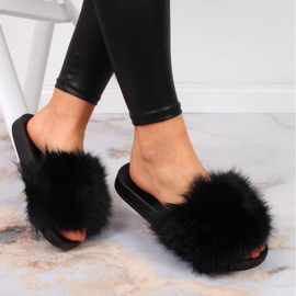 Klapki futrzaki Vinceza W JAN97A czarne 2