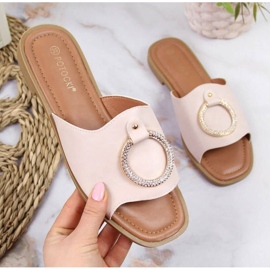 Klapki z ozdobą Potocki W WOL74B beżowe beżowy 1