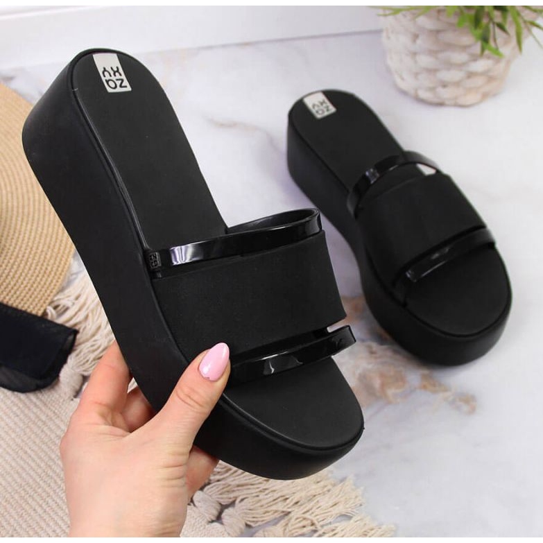 Klapki gumowe na platformie Zaxy W INT1708B czarne 1