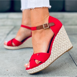 Sandałki na koturnie Lamis Red czerwone 1