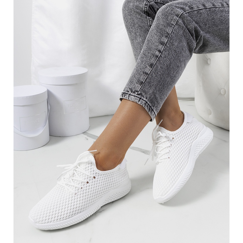 Białe sneakersy sportowe Amine 1