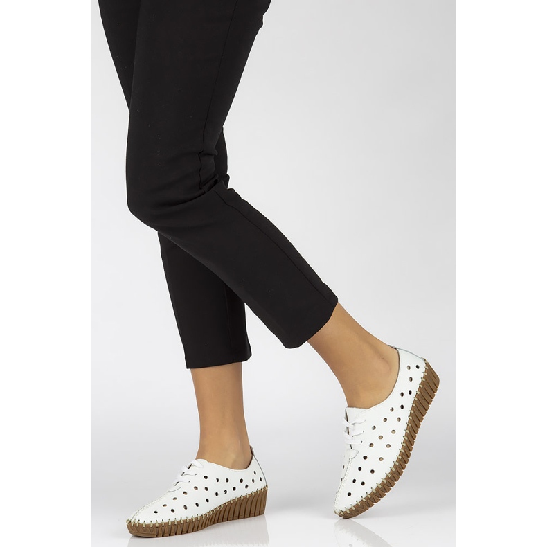 Skórzane półbuty Filippo DP1230/20 Wh białe 1