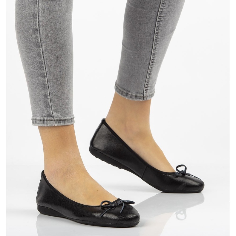 Skórzane baleriny Filippo DP038/20 Bk czarne 2