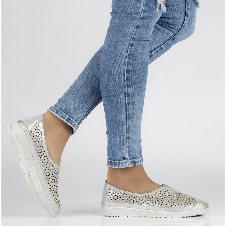 Półbuty Filippo DP1400/20 Si Silver khaki srebrny szare zielone 2