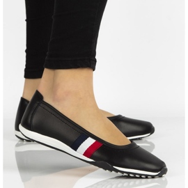 Skórzane półbuty Filippo DP2063/21 Bk czarne 2