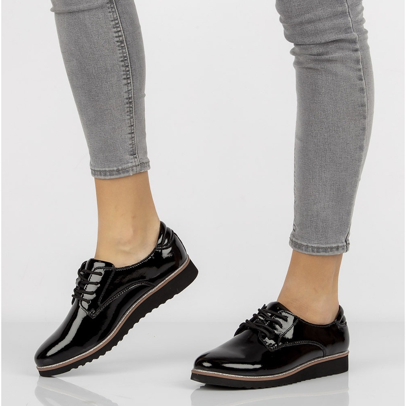 Skórzane półbuty Filippo DP1514/21 Bk czarne 2