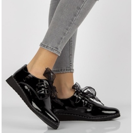 Skórzane półbuty Filippo DP947/21 Bk czarne lakierowane 1