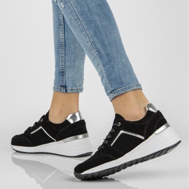 Skórzane sneakersy Filippo DP2003/21 Bk czarne 1