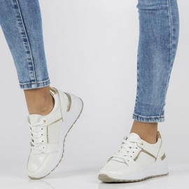 Skórzane sneakersy Filippo DP2003/21 Wh białe 1