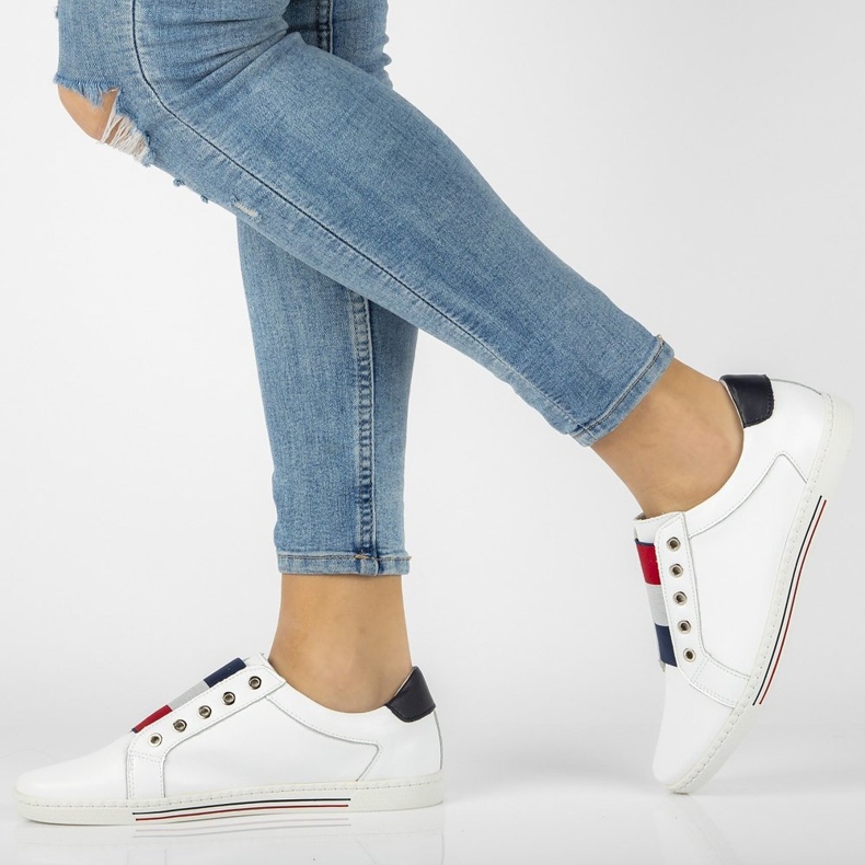 Skórzane półbuty Filippo DP2155/21 Wh białe 1