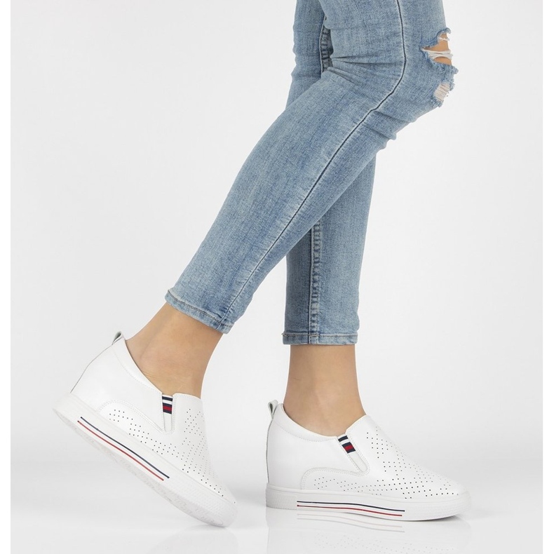 Skórzane półbuty Filippo DP1356/21 Wh białe 1