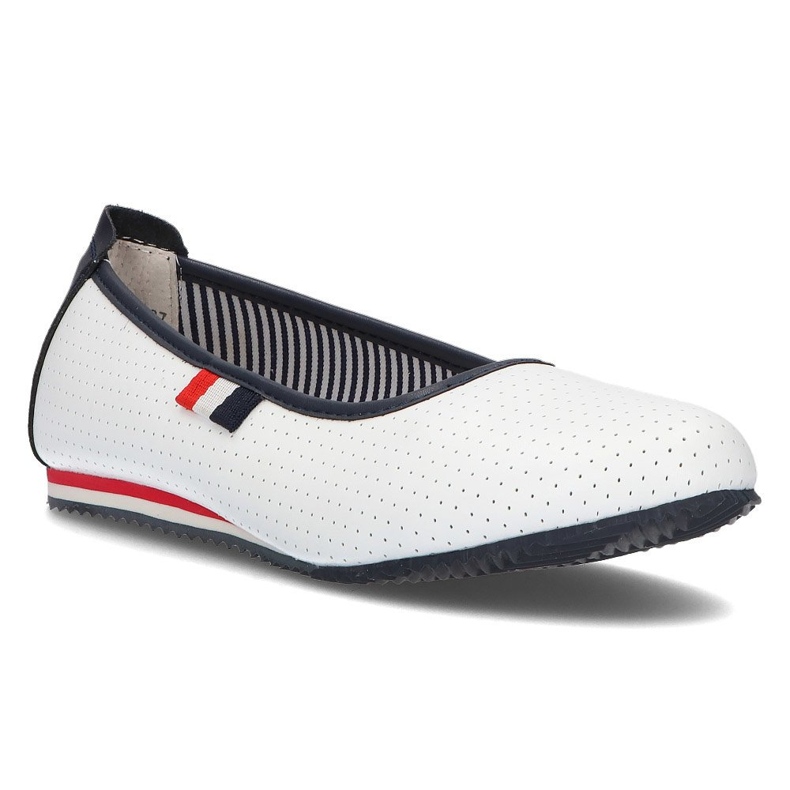 Skórzane baleriny Filippo DP2171/21 Wh białe 1