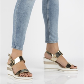 Sandały na koturnie Filippo DS2094/21 Go złote złoty 1