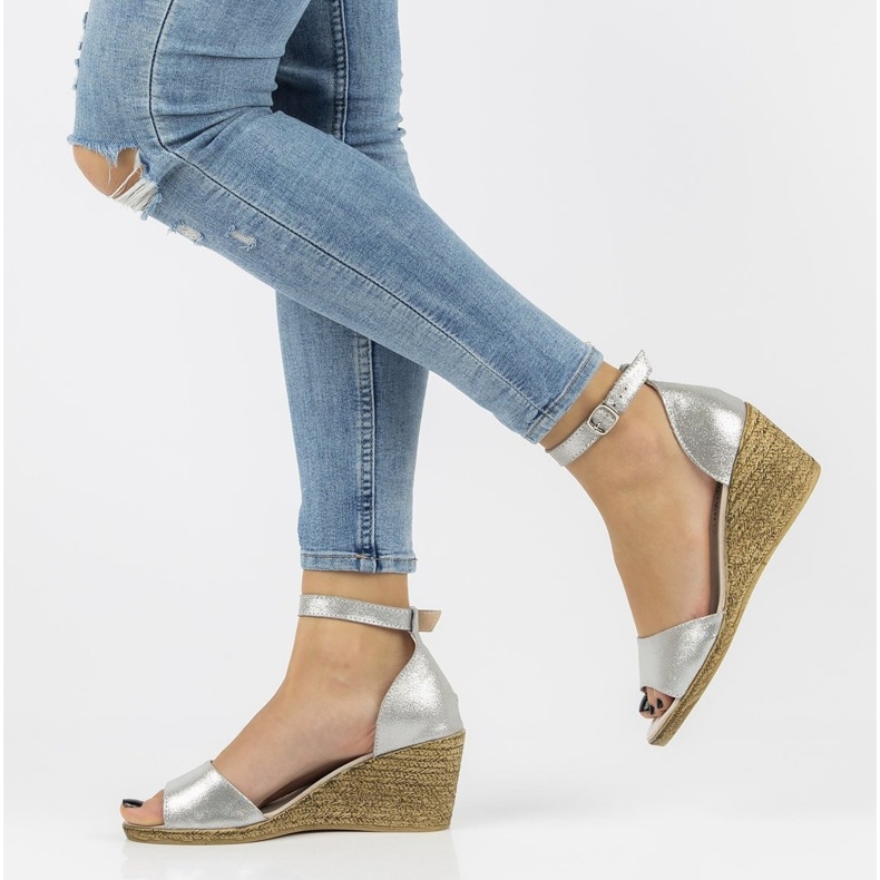 Skórzane sandały Filippo DS2137/21 Si srebrne srebrny 2