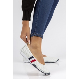 Skórzane półbuty Filippo DP2063/22 Wh białe 2
