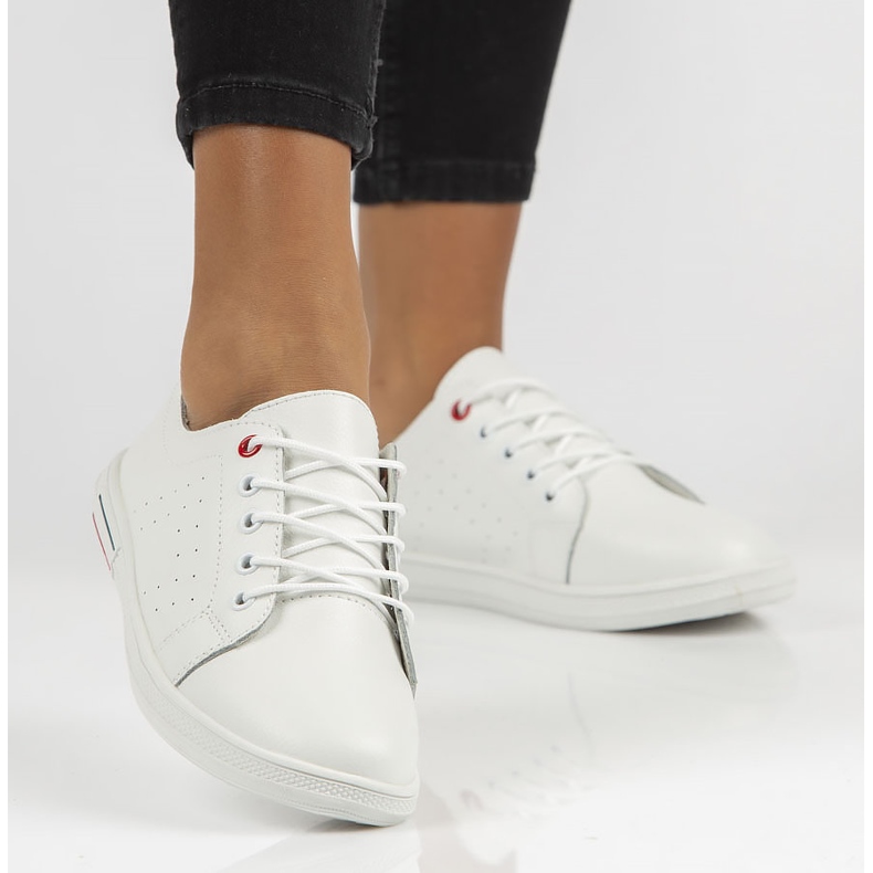 Skórzane półbuty Filippo DP3508/22 Wh białe 1